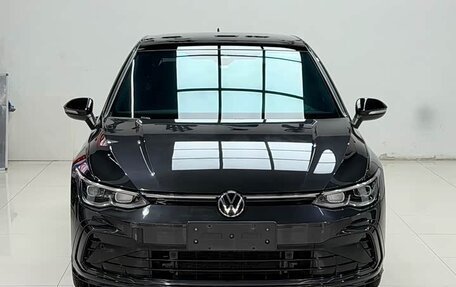 Volkswagen Golf VIII, 2022 год, 2 050 004 рублей, 3 фотография