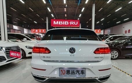 Volkswagen Passat CC, 2024 год, 4 780 000 рублей, 5 фотография