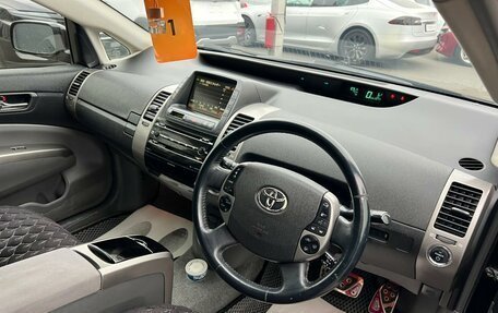 Toyota Prius, 2008 год, 779 000 рублей, 11 фотография