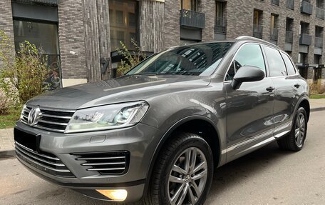 Volkswagen Touareg III, 2016 год, 3 075 000 рублей, 1 фотография