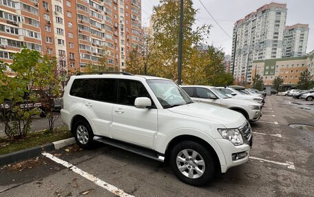 Mitsubishi Pajero IV, 2015 год, 3 025 000 рублей, 1 фотография