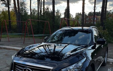 Infiniti FX II, 2012 год, 2 350 000 рублей, 2 фотография