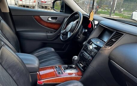 Infiniti FX II, 2012 год, 2 350 000 рублей, 12 фотография