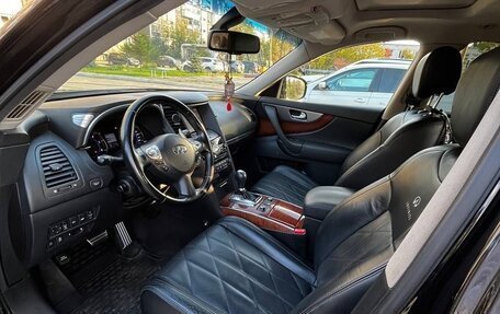 Infiniti FX II, 2012 год, 2 350 000 рублей, 17 фотография