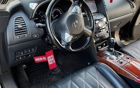 Infiniti FX II, 2012 год, 2 350 000 рублей, 15 фотография