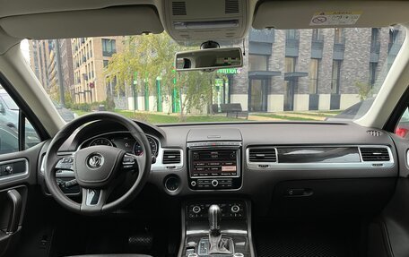 Volkswagen Touareg III, 2016 год, 3 075 000 рублей, 20 фотография