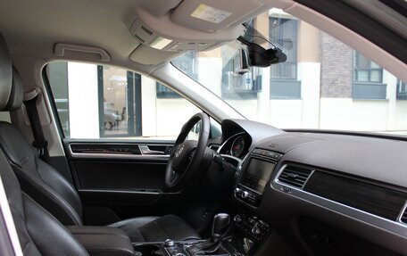 Volkswagen Touareg III, 2016 год, 3 075 000 рублей, 27 фотография