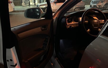 Audi A4, 2010 год, 890 000 рублей, 6 фотография