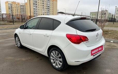 Opel Astra J, 2014 год, 820 000 рублей, 6 фотография