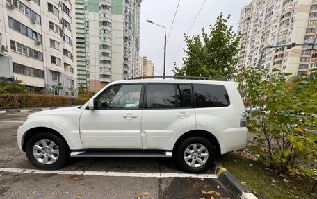 Mitsubishi Pajero IV, 2015 год, 3 025 000 рублей, 4 фотография