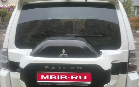 Mitsubishi Pajero IV, 2015 год, 3 025 000 рублей, 18 фотография