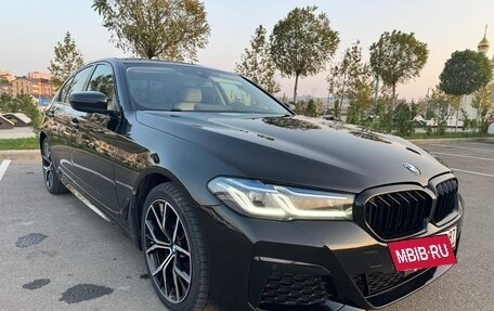 BMW 5 серия, 2021 год, 4 350 000 рублей, 3 фотография