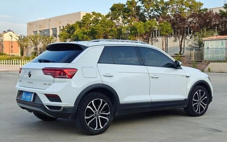 Volkswagen T-Roc I, 2021 год, 1 480 000 рублей, 3 фотография