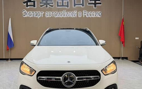 Mercedes-Benz GLA, 2022 год, 2 440 000 рублей, 3 фотография