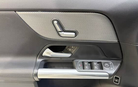 Mercedes-Benz GLA, 2022 год, 2 440 000 рублей, 12 фотография