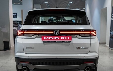 Changan CS35 Plus, 2024 год, 2 649 900 рублей, 5 фотография