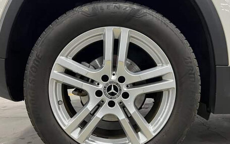 Mercedes-Benz GLA, 2022 год, 2 400 000 рублей, 17 фотография