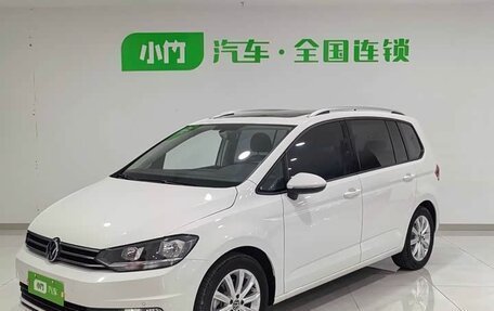 Volkswagen Touran III, 2021 год, 2 147 000 рублей, 13 фотография