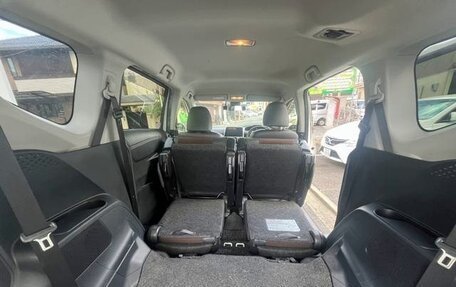 Toyota Sienta II, 2022 год, 1 074 000 рублей, 21 фотография