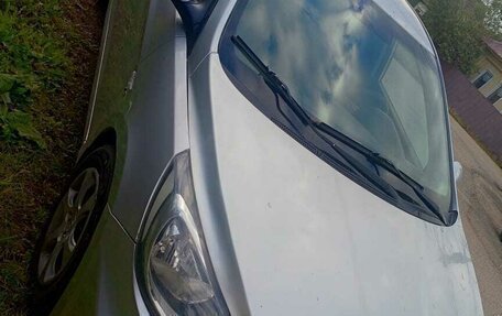 Hyundai Solaris II рестайлинг, 2012 год, 550 000 рублей, 3 фотография