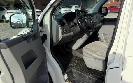 Volkswagen Transporter T5 рестайлинг, 2007 год, 1 350 000 рублей, 6 фотография