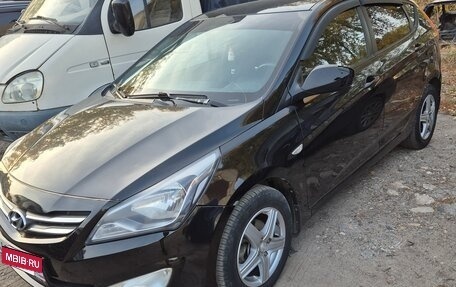 Hyundai Solaris II рестайлинг, 2016 год, 600 000 рублей, 2 фотография