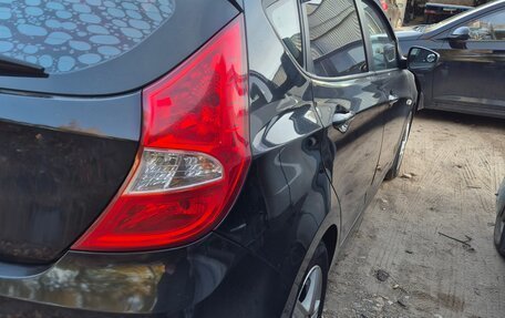 Hyundai Solaris II рестайлинг, 2016 год, 600 000 рублей, 12 фотография