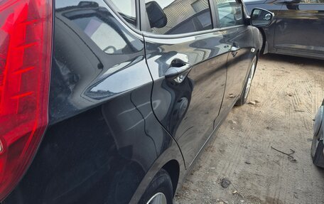 Hyundai Solaris II рестайлинг, 2016 год, 600 000 рублей, 13 фотография