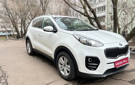 KIA Sportage IV рестайлинг, 2018 год, 2 290 000 рублей, 2 фотография