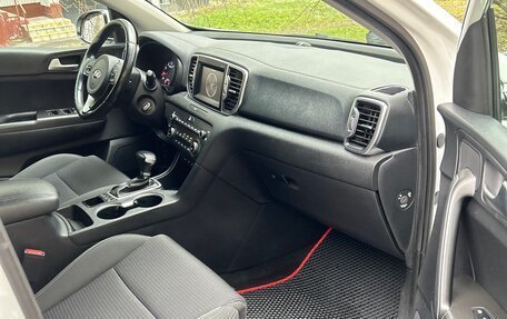 KIA Sportage IV рестайлинг, 2018 год, 2 290 000 рублей, 12 фотография