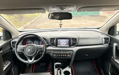 KIA Sportage IV рестайлинг, 2018 год, 2 290 000 рублей, 16 фотография