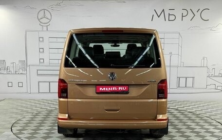 Volkswagen Multivan T6 рестайлинг, 2020 год, 6 700 000 рублей, 7 фотография