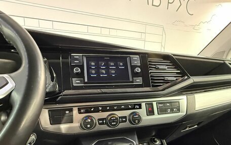 Volkswagen Multivan T6 рестайлинг, 2020 год, 6 700 000 рублей, 16 фотография