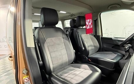 Volkswagen Multivan T6 рестайлинг, 2020 год, 6 700 000 рублей, 22 фотография