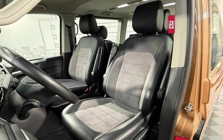 Volkswagen Multivan T6 рестайлинг, 2020 год, 6 700 000 рублей, 14 фотография