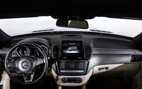 Mercedes-Benz GLS, 2017 год, 4 450 000 рублей, 14 фотография