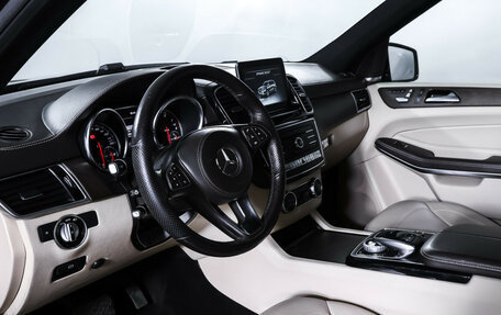 Mercedes-Benz GLS, 2017 год, 4 450 000 рублей, 15 фотография