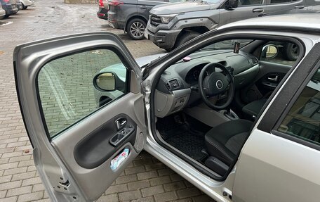 Renault Symbol, 2010 год, 450 000 рублей, 12 фотография