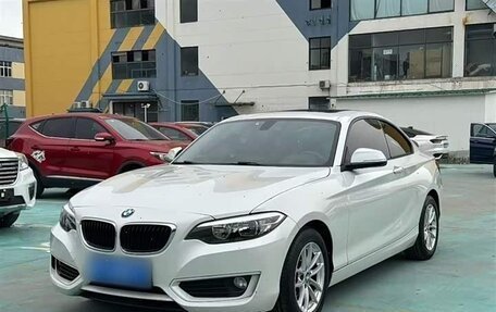 BMW 2 серия F22, 2015 год, 1 700 000 рублей, 3 фотография