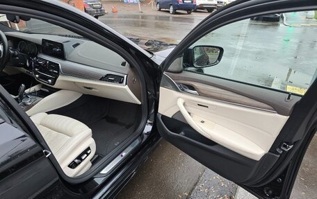 BMW 5 серия, 2018 год, 3 850 000 рублей, 17 фотография