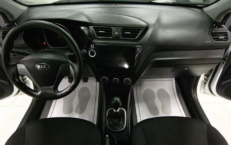 KIA Rio III рестайлинг, 2017 год, 799 000 рублей, 13 фотография