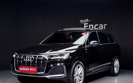 Audi Q7, 2023 год, 5 572 200 рублей, 1 фотография