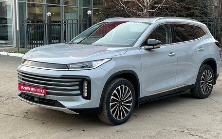 CheryExeed TXL, 2022 год, 2 140 000 рублей, 3 фотография