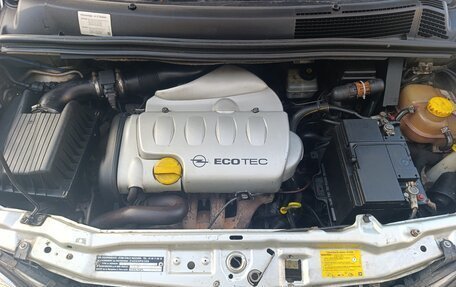 Opel Zafira A рестайлинг, 2002 год, 430 000 рублей, 21 фотография