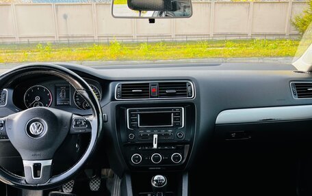 Volkswagen Jetta VI, 2013 год, 1 199 000 рублей, 5 фотография