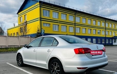 Volkswagen Jetta VI, 2013 год, 1 199 000 рублей, 4 фотография