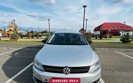 Volkswagen Jetta VI, 2013 год, 1 199 000 рублей, 7 фотография
