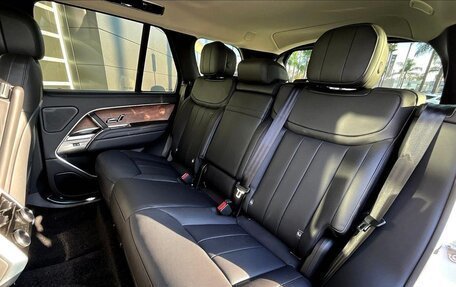 Land Rover Range Rover IV рестайлинг, 2025 год, 17 262 000 рублей, 11 фотография