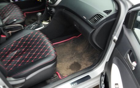 Hyundai Solaris II рестайлинг, 2016 год, 900 000 рублей, 3 фотография