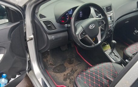 Hyundai Solaris II рестайлинг, 2016 год, 900 000 рублей, 4 фотография